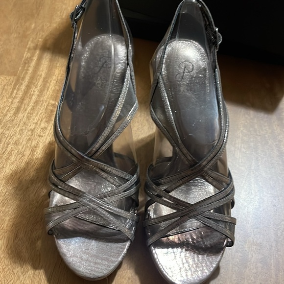 ADRIANNA PAPELL Gunmetal ADRI SZ 8M  heels - Picture 1 of 6